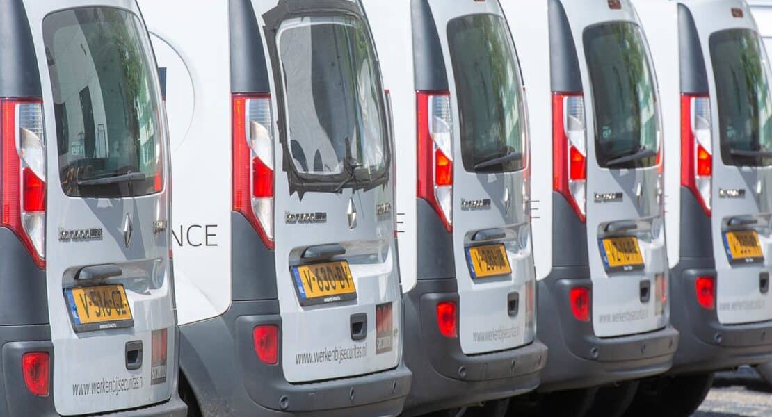 Assurance flotte automobile entreprise : obligations, garanties et tarifs 2026